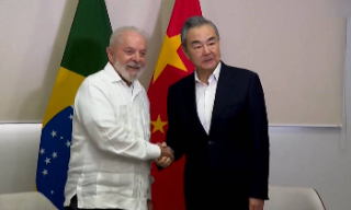 【视频】卢拉会见王毅 强调毫不动摇坚持一个中国政策