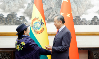 【视频】中玻外长会谈 王毅称两国反对强权霸凌