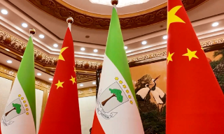 【视频】习近平晤赤道几内亚总统 中赤提升至全面战略合作伙伴关系