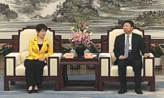 【视频】宋涛晤洪秀柱 冀两岸青年坚决反对“台独”