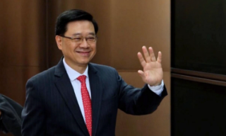 李家超北京展开述职行程 据悉下午...