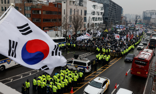 【视频】韩国公调处将尹锡悦逮捕令移交警方执行 料申请延长期限