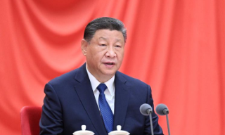 习近平与欧洲理事会主席通话 指中...