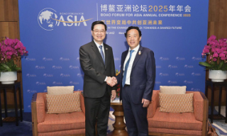 李家超与联合国粮农组织总干事会面...