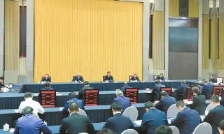 【视频】习近平：“十五五”需考虑国际形势变化对华影响 调整经济布局