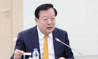 邓炳强：夏宝龙四点希望体现中央对港澳殷切期望与关怀