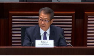 【视频】陈茂波：经济动力持续旅客增加 本港维持全年GDP增长预测2至3%