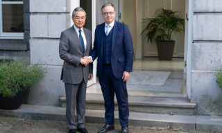 王毅晤比利时首相 冀中欧担当世界稳定之锚