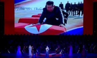 朝鲜公开援俄阵亡者遗骸回国画面 ...