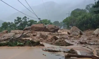 韩国连日暴雨增至19死9失踪 李在明促研究灾情严重原因并采取对策